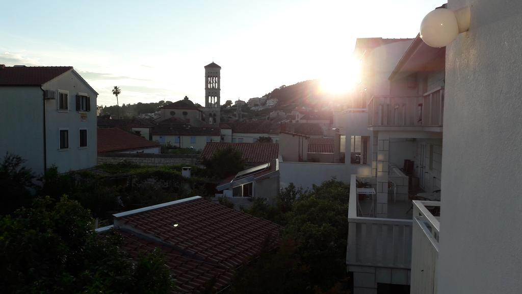 Pension Oaza Hvar Town Luaran gambar
